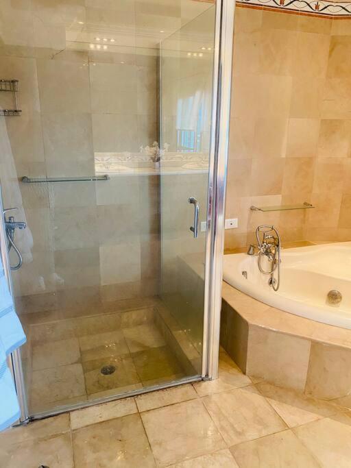 Malecon Vista Mar Habitacion Privada Larimar, Санто Доминго Екстериор снимка