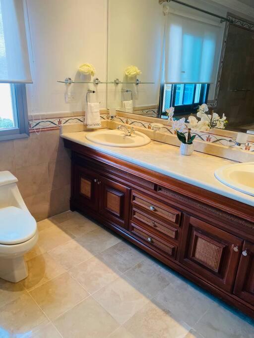 Malecon Vista Mar Habitacion Privada Larimar, Санто Доминго Екстериор снимка