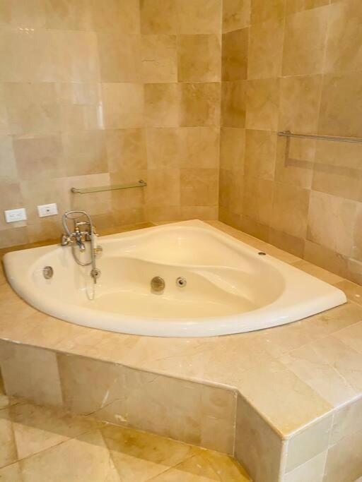 Malecon Vista Mar Habitacion Privada Larimar, Санто Доминго Екстериор снимка